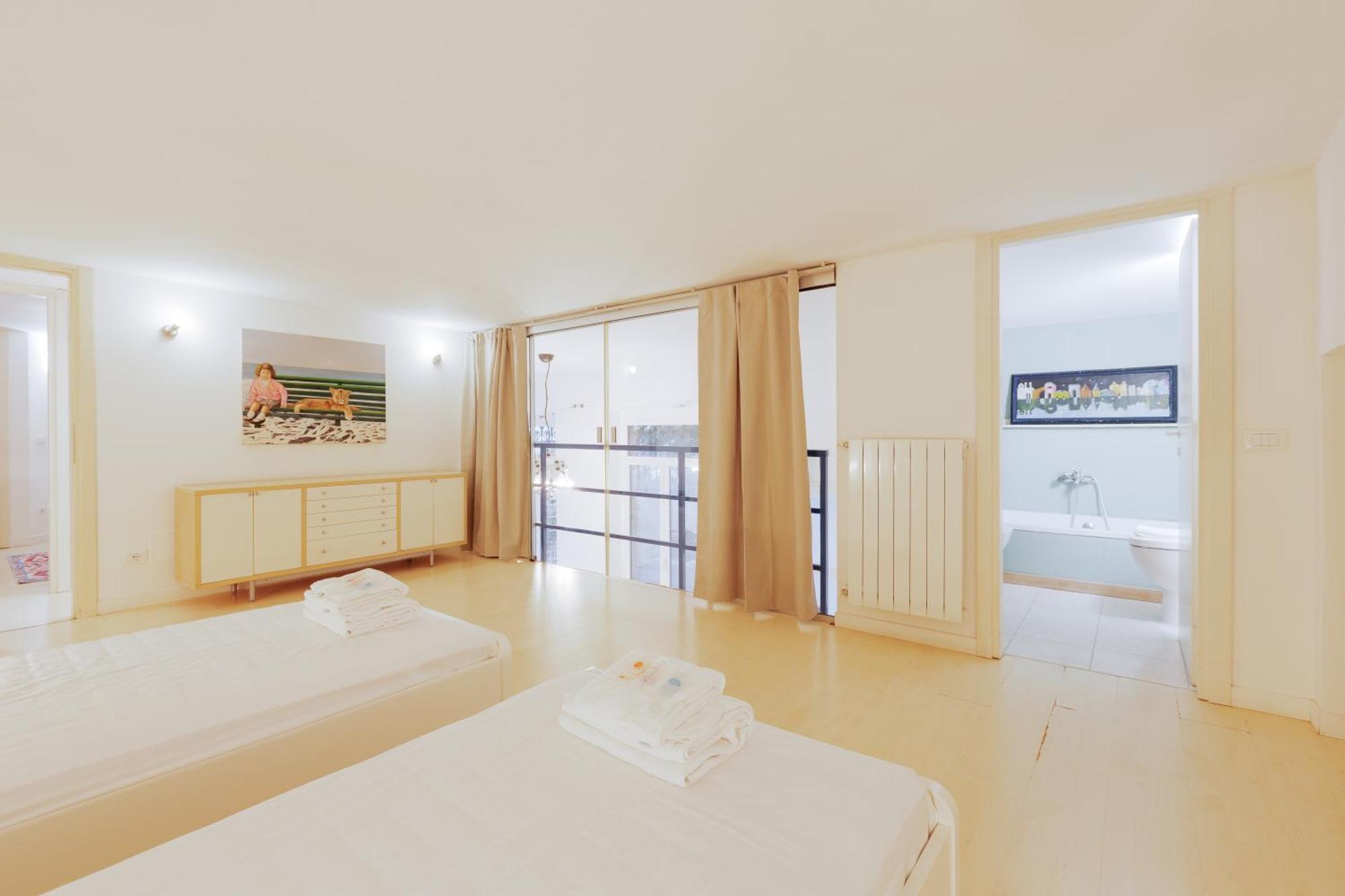 Appartamento Sant'Agostino - Charming Retreat 210M From M2 Milano Esterno foto