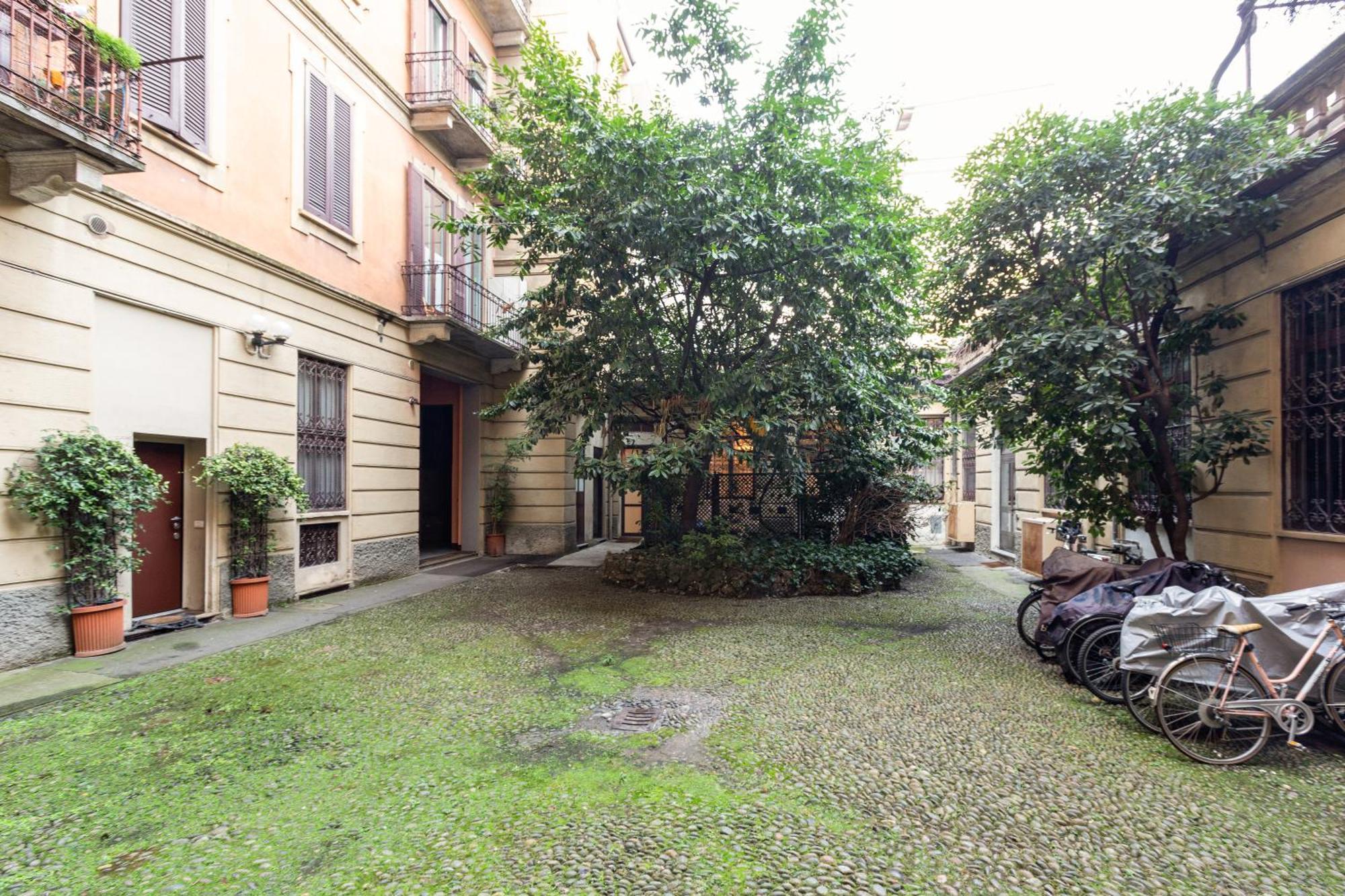 Appartamento Sant'Agostino - Charming Retreat 210M From M2 Milano Esterno foto