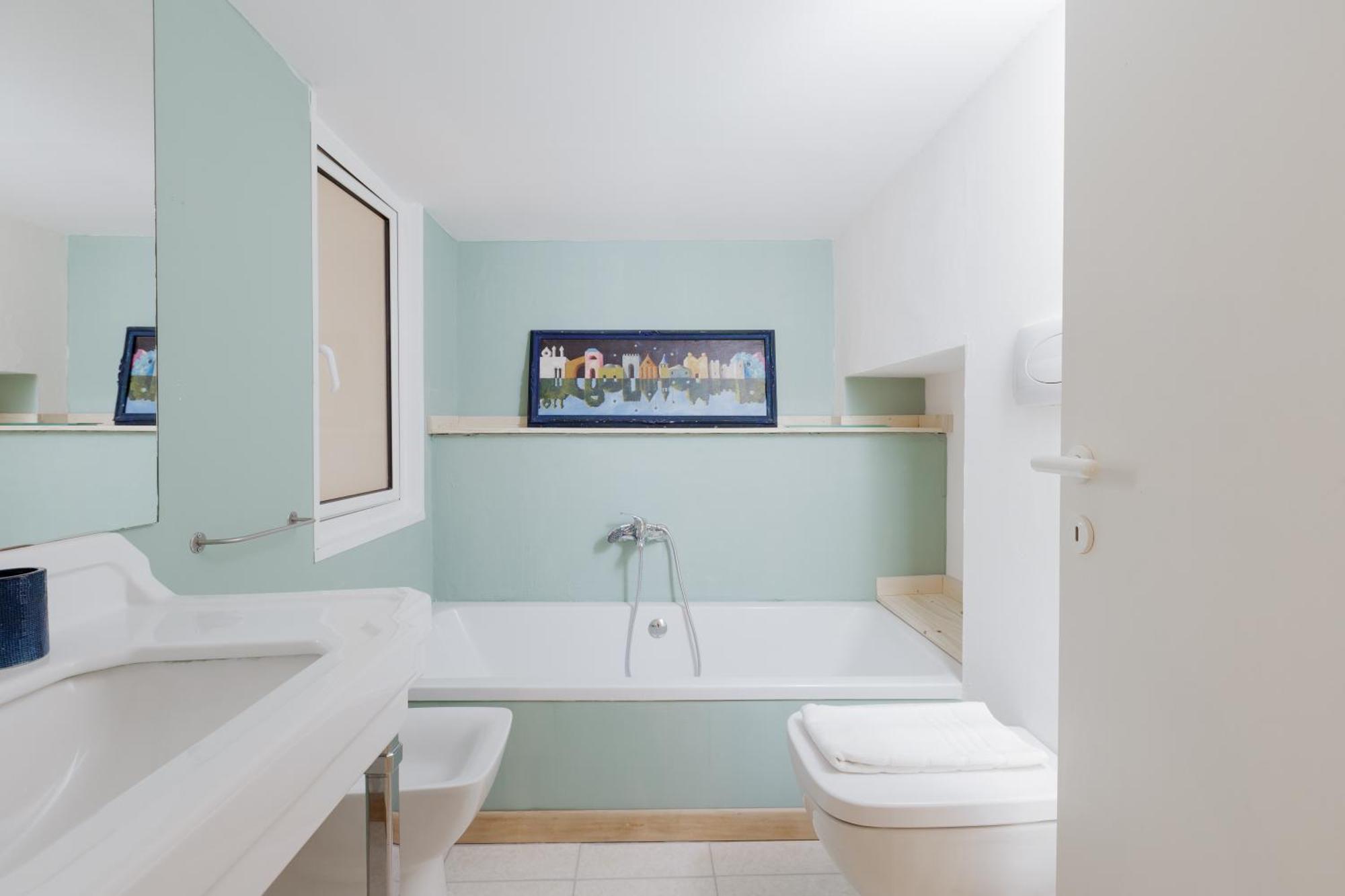 Appartamento Sant'Agostino - Charming Retreat 210M From M2 Milano Esterno foto